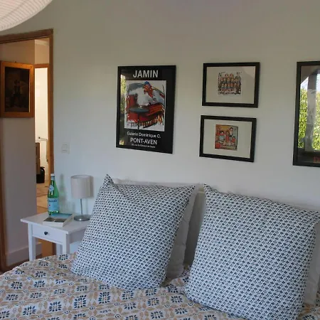 Villa Luxurious With Spacious Garden