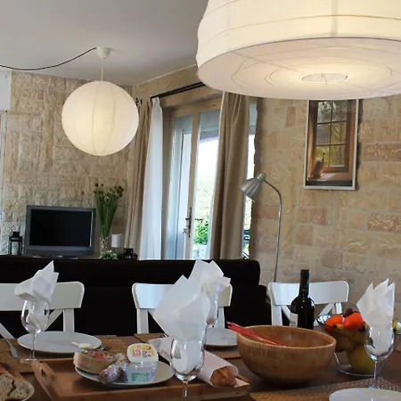 Villa Luxurious With Spacious Garden Rousson (Gard)